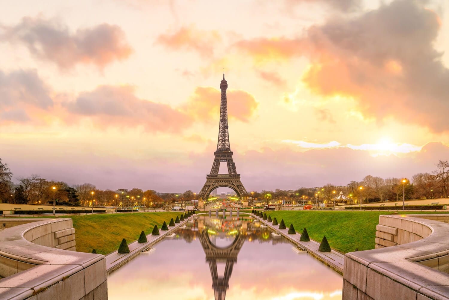 First-Time France Travel Guide: What to See & Do