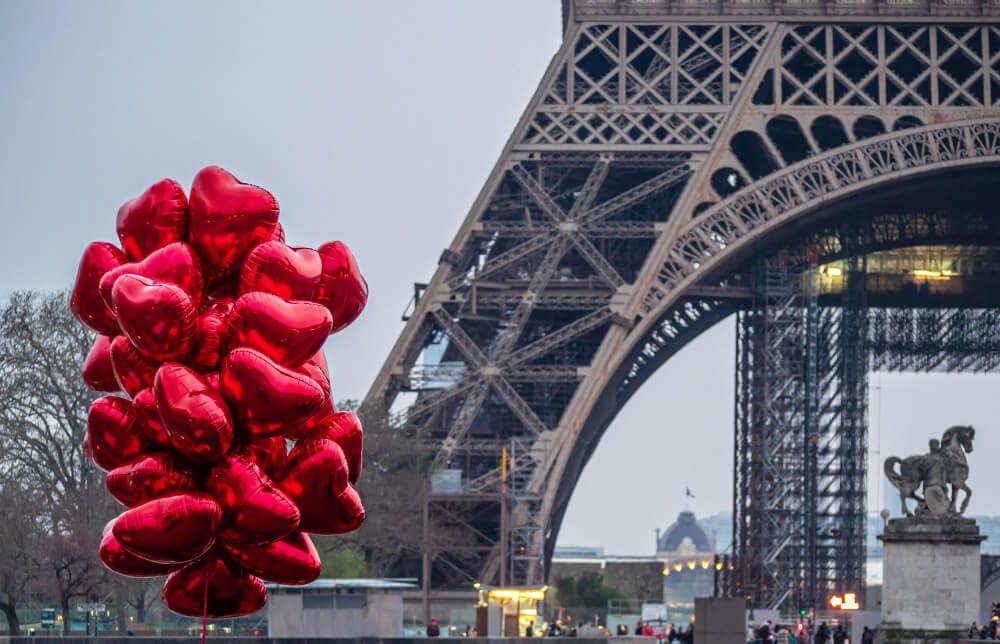 Valentine’s Day in Europe vs USA – Why Couples Choose Europe